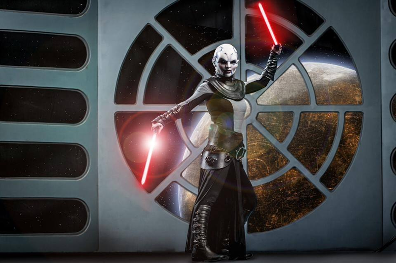 Illustration for article titled The Force Is Strong With These Cosplayers